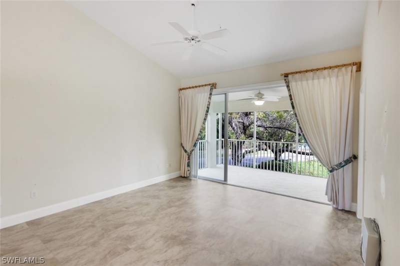 2 bedroom Condominium at 4940 Deerfield Way 201, Lakeview At Carlton Lakes, Naples — photo 4