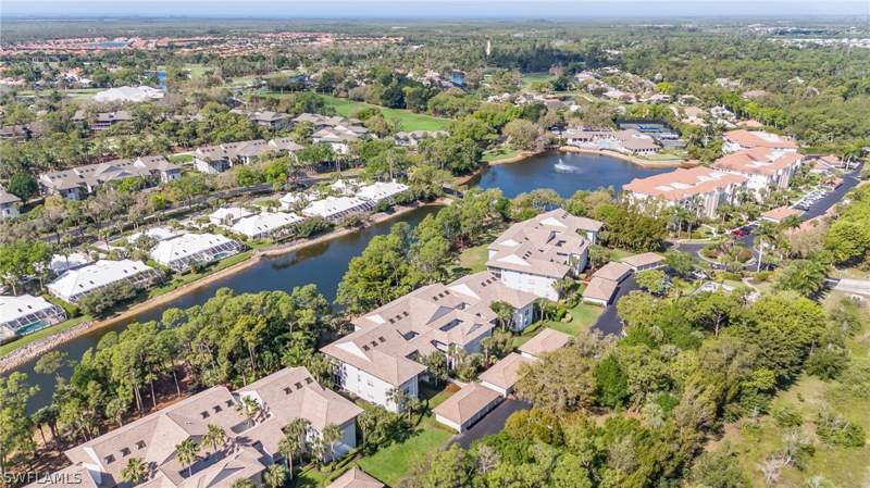 2 bedroom Condominium at 760 Waterford Dr 203, Eagle Creek, Naples — photo 2