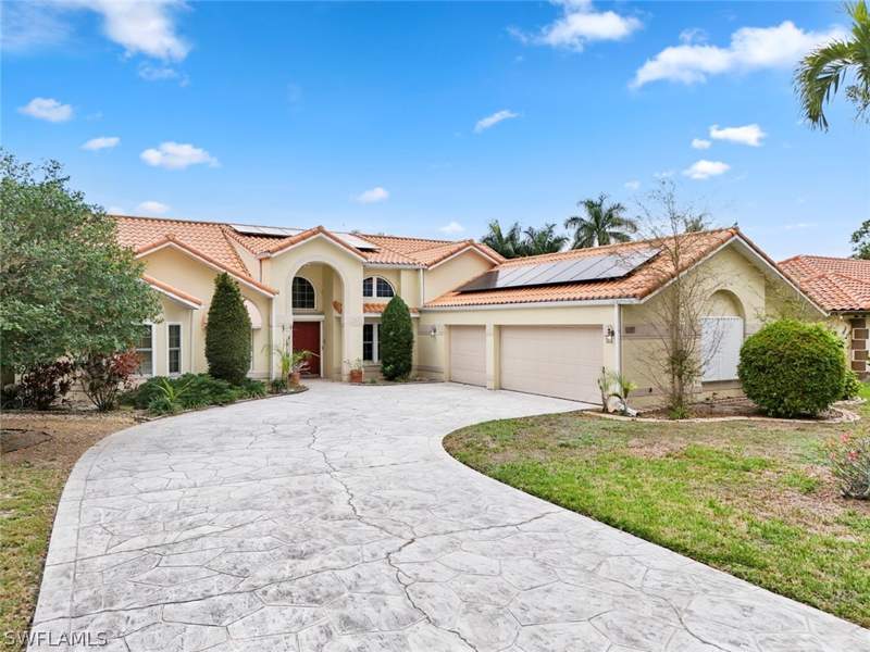 3 bedroom SingleFamilyResidence at 311 Henley Dr, Berkshire Lakes, Naples — photo 3
