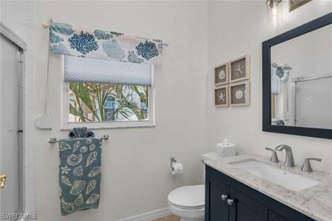 194 Newport Dr 908, Naples FL - photo 22 of 42