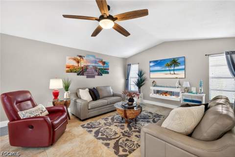 402 SW 37th Ln, Cape Coral FL - photo 8 of 46