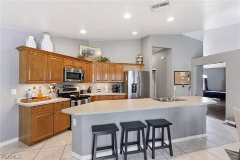 3941 NW 42nd Ln, Cape Coral FL - photo 18 of 35