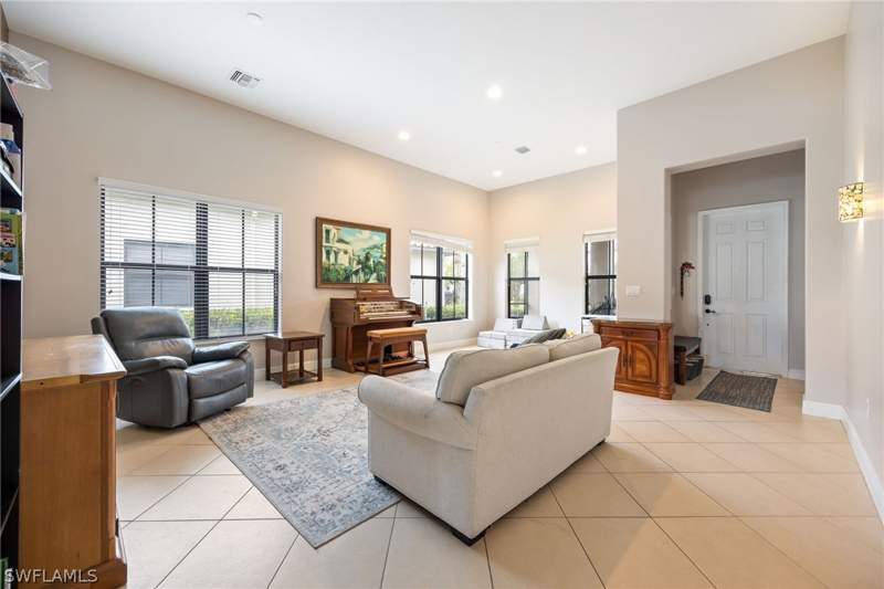 3 bedroom SingleFamilyResidence at 5116 Salerno St, Maple Ridge, Ave Maria — photo 5