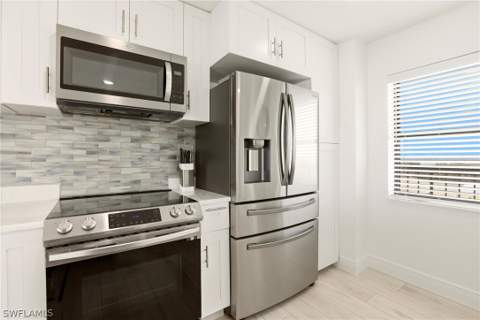 26300 Hickory Blvd 806, Bonita Springs FL - photo 13 of 37