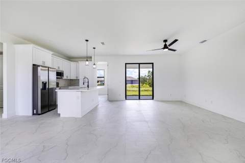 420 Yolanda St, Lehigh Acres FL - photo 8 of 24