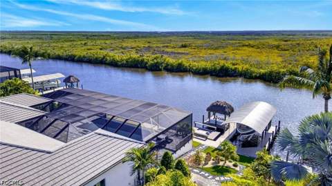 872 W Cape Estates Cir, Cape Coral FL - photo 6 of 50