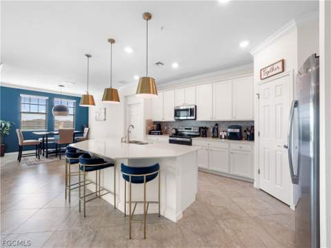 11785 Grand Belvedere Way 202, Fort Myers FL - photo 11 of 41
