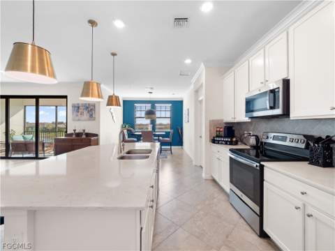 11785 Grand Belvedere Way 202, Fort Myers FL - photo 13 of 41
