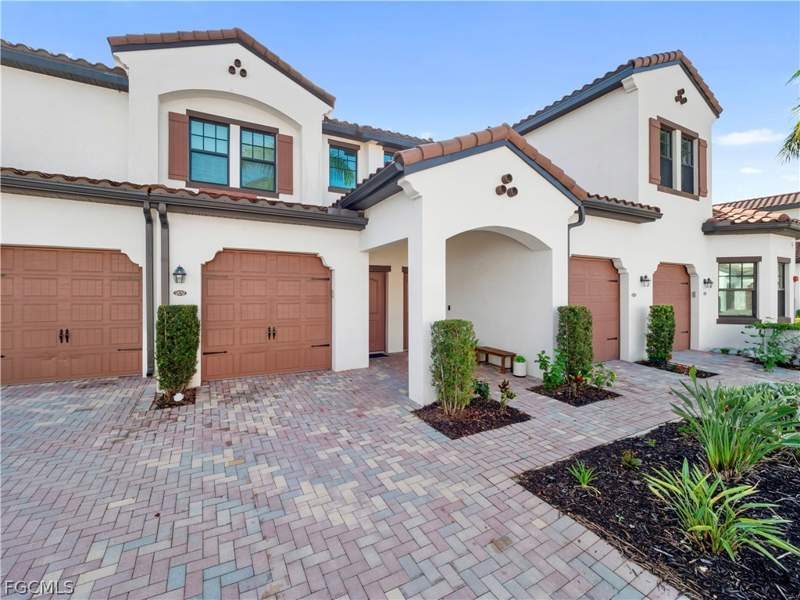 3 bedroom Condominium at 11785 Grand Belvedere Way 202, Arborwood Preserve, Fort Myers — photo 2