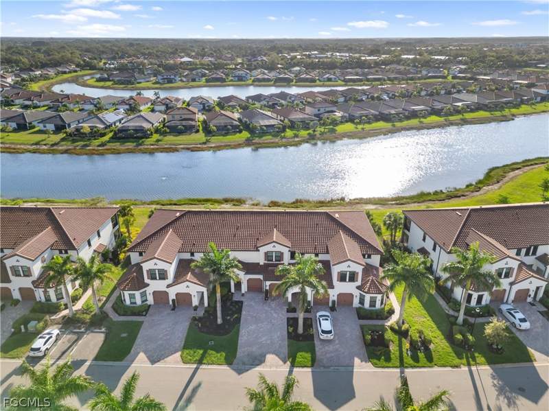 3 bedroom Condominium at 11785 Grand Belvedere Way 202, Arborwood Preserve, Fort Myers — photo 3