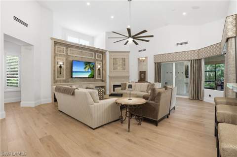 328 Sedgwick Ct, Naples FL - photo 10 of 48