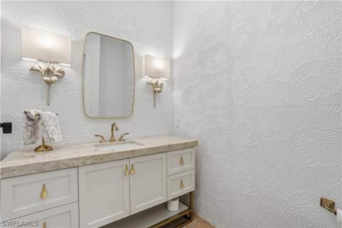 328 Sedgwick Ct, Naples FL - photo 17 of 48