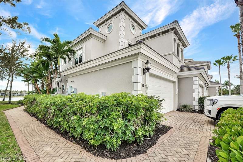 3 bedroom Condominium at 9234 Tesoro Ln 101, Varenna, Naples — photo 4