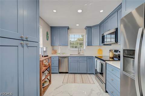 103 Tropical Shore Way, Fort Myers Beach FL - photo 15 of 50