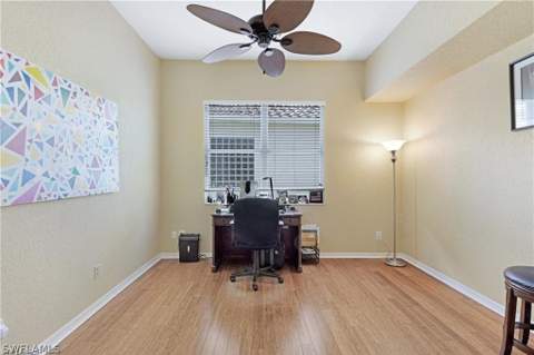 349 Harvard Ln, Naples FL - photo 18 of 32
