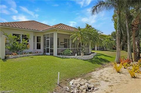 349 Harvard Ln, Naples FL - photo 22 of 32