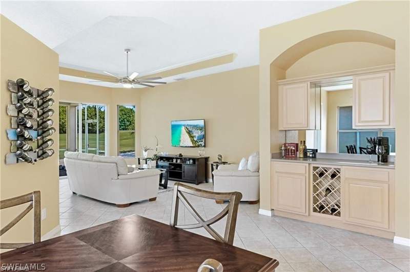 2 bedroom SingleFamilyResidence at 349 Harvard Ln, Oxford Village, Naples — photo 4