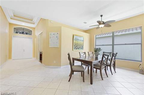 349 Harvard Ln, Naples FL - photo 6 of 32