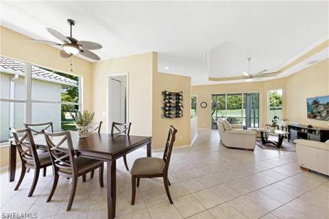 349 Harvard Ln, Naples FL - photo 7 of 32