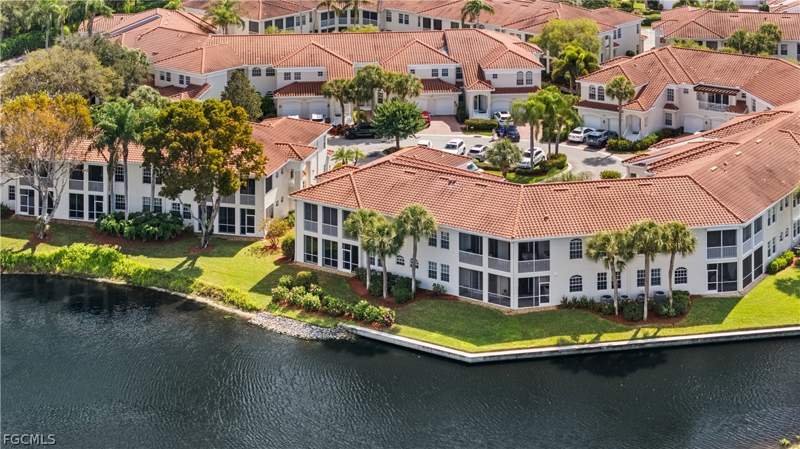 3 bedroom Condominium at 800 L Ambiance Cir 208, L'Ambiance, Naples — photo 2