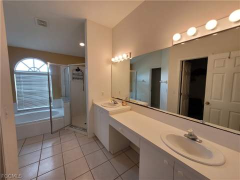 4409 Varsity Lakes Dr, Lehigh Acres FL - photo 20 of 30