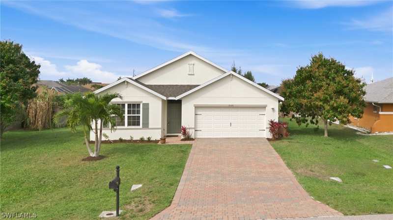 4 bedroom SingleFamilyResidence at 2006 SW 15th Ave, Cape Coral, Cape Coral — photo 1