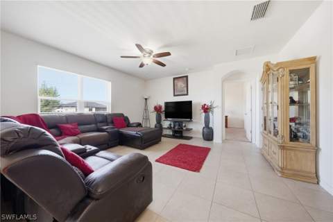 2006 SW 15th Ave, Cape Coral FL - photo 22 of 46