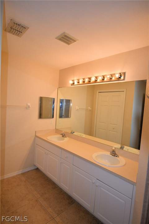 1724 SW 15th Ter, Cape Coral FL - photo 21 of 30