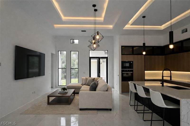 4 bedroom SingleFamilyResidence at 912 Cleveland Ave, Lehigh Acres, Lehigh Acres — photo 5