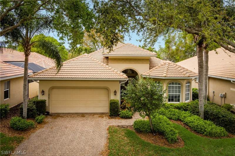 3 bedroom SingleFamilyResidence at 6845 Bent Grass Dr, Masters Reserve, Naples — photo 2
