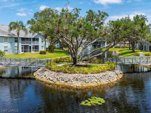 105 Wading Bird Cir U201, Naples FL - photo 24 of 42