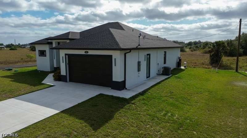 4 bedroom SingleFamilyResidence at 3806 E 18th St, Lehigh Acres, Lehigh Acres — photo 1