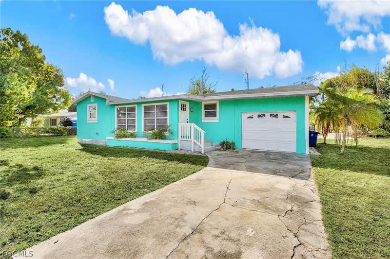 3 bedroom SingleFamilyResidence at 5935 Sea Bass Rd, Pine Island Ridge, Bokeelia — photo 1