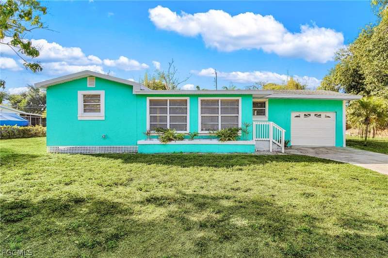 3 bedroom SingleFamilyResidence at 5935 Sea Bass Rd, Pine Island Ridge, Bokeelia — photo 2
