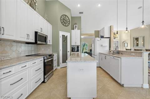 2013 SW 31st Ter, Cape Coral FL - photo 15 of 40