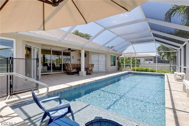 3 bedroom SingleFamilyResidence at 2013 SW 31st Ter, Cape Coral, Cape Coral — photo 4