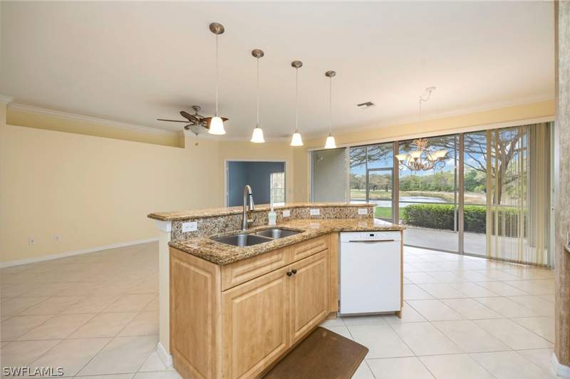 2 bedroom Condominium at 5605 Sherborn Dr 102, Jasmine Point, Naples — photo 5