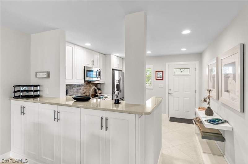 2 bedroom Condominium at 3150 Binnacle Dr SE 209 - 2J, Riviera At Moorings, Naples — photo 4