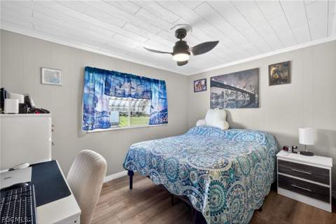 860 Moonlight Dr, North Fort Myers FL - photo 15 of 31