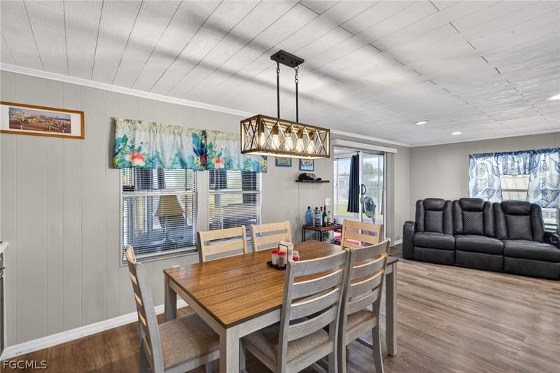 2 bedroom ManufacturedHome at 860 Moonlight Dr, Lazy Days Mobile Village, North Fort Myers — photo 5
