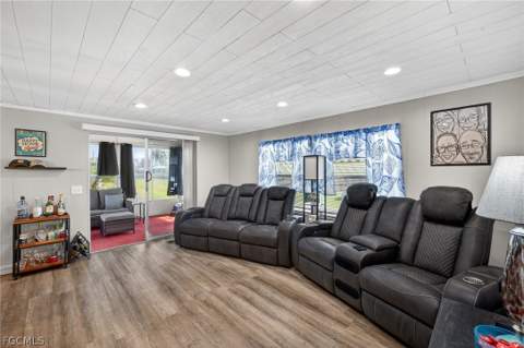860 Moonlight Dr, North Fort Myers FL - photo 7 of 31