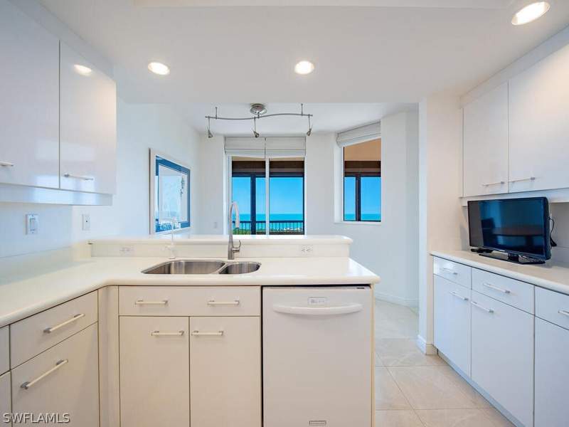 3 bedroom Condominium at 7225 Pelican Bay Blvd 1703, Coronado, Naples — photo 5