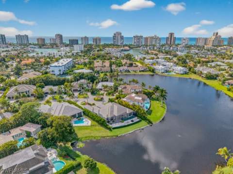 4120 Willowhead Way, Naples FL - photo 6 of 47