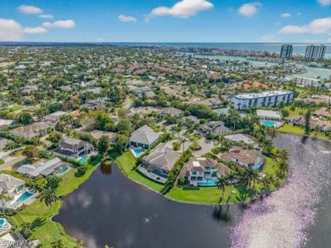 4120 Willowhead Way, Naples FL - photo 7 of 47