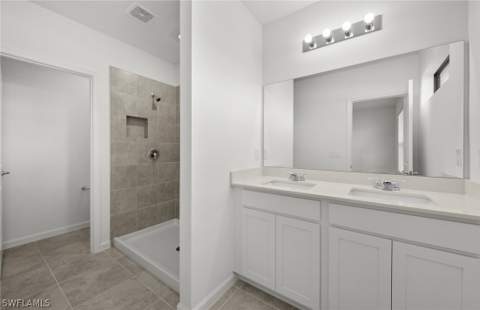 1562 Lake Jessup Cir, Cape Coral FL - photo 21 of 34