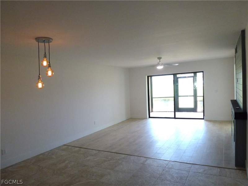 2 bedroom Condominium at 16290 Kelly Cove Dr 253, Verandas, Fort Myers — photo 3