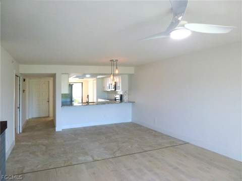 16290 Kelly Cove Dr 253, Fort Myers FL - photo 9 of 38