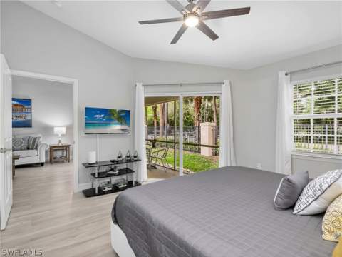 3505 Avion Woods Ct 902, Naples FL - photo 13 of 33