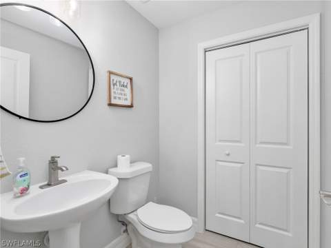 3505 Avion Woods Ct 902, Naples FL - photo 17 of 33