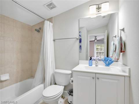 3505 Avion Woods Ct 902, Naples FL - photo 21 of 33